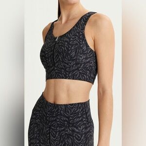 Varley Fay Bra in Dark Mono Zebra Size XS Activewear Athleisure Gym Sports Bra
